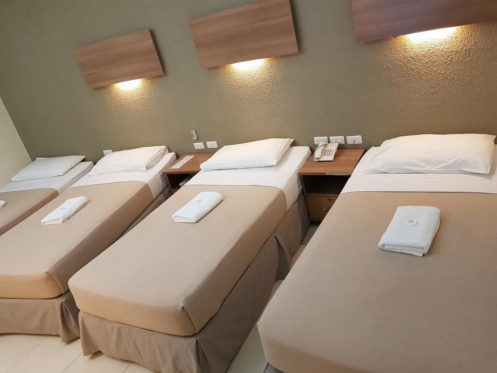 The Center Suites Себу Экстерьер фото